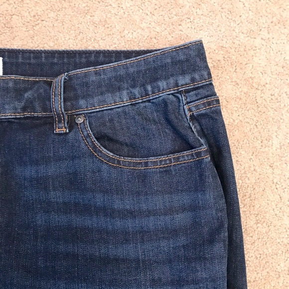 Lane Bryant Denim Blue Jeans Womens Plus Size 16 Girlfriend Crop Mid Rise - Picture 9 of 13